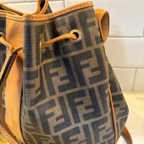 Vintage FENDI 1990s Zucca Print Bucket Bag Excellent Condition with Dust Bag - Picture 15 of 16